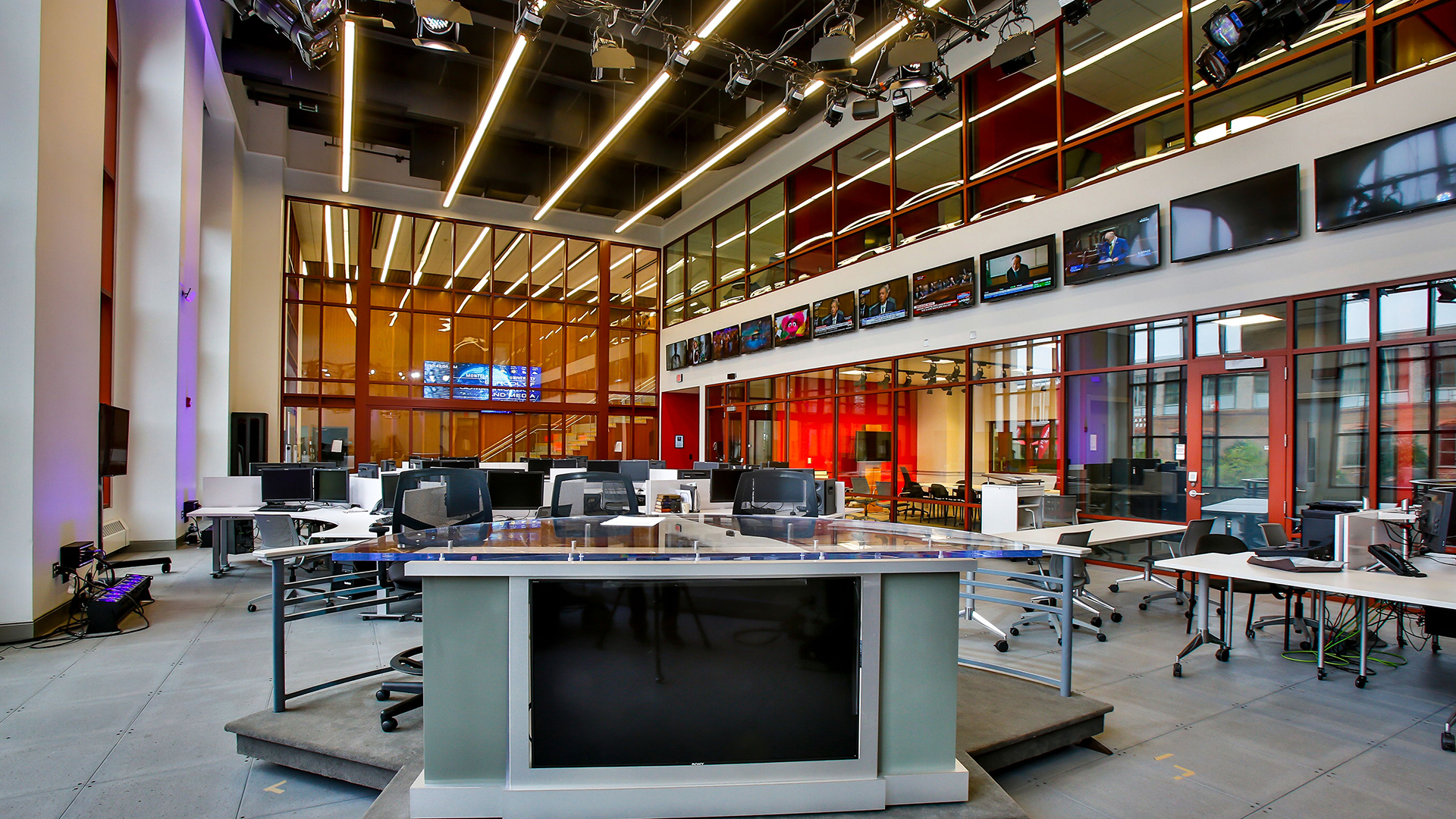 newsroom