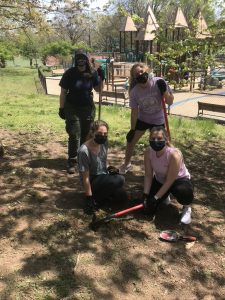 Volunteers in Brookdale Park