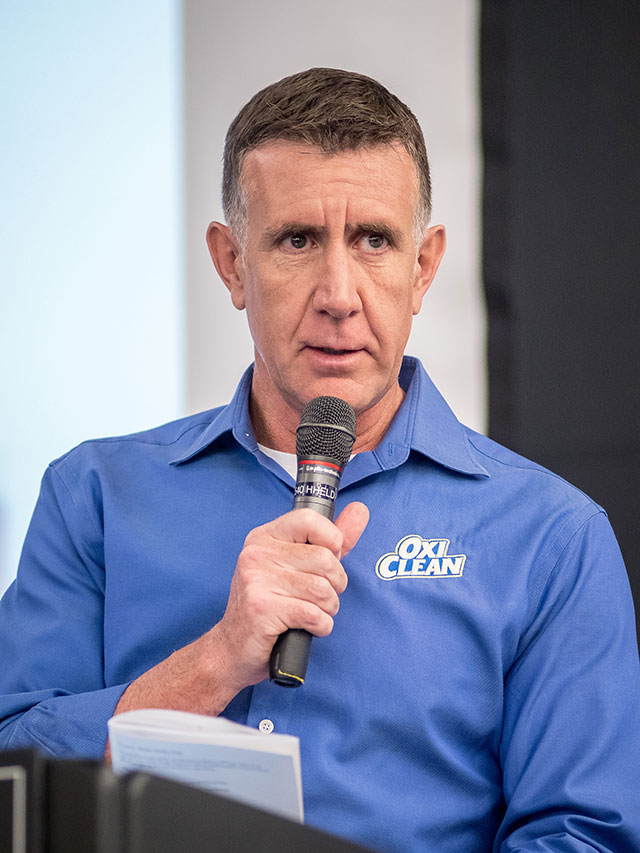 OxiClean pitchman Anthony “Sully” Sullivan emcees the contest.