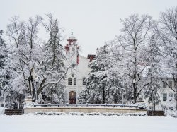 Photo of College Hall in the snow