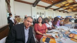 Professor Mark Effron with SCM Alumni Gabby Taylor and Bernice Ndegwa at the 2023 Folio Awards.