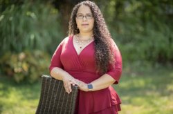 Photo of Dr. Stephanie Silvera