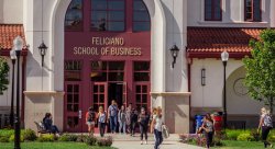 Feature image for New 4+1 BA/MBA Program Available for Select CHSS Majors