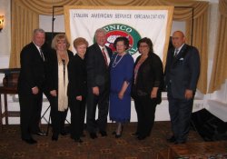 Coccia family and award winner