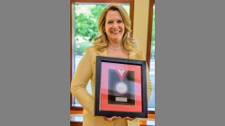 Mary Ellen Waggoner ’83