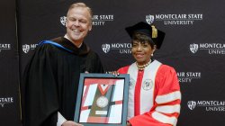 Melba Moore ’70