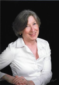 Photo of Susan MacLaury