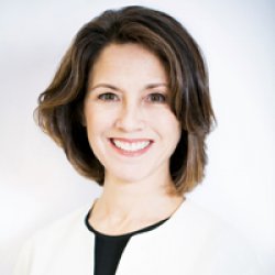 Headshot of Tracy Day