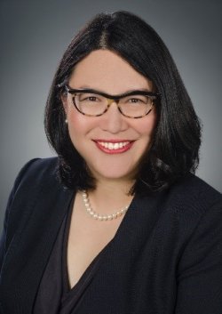 Pearl Pugh headshot