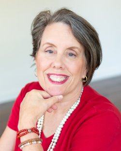 Evelyn Cucchiara