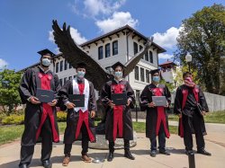 Class of 2020 Physics students at Commencement