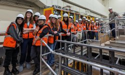 Dr. Andrew Zwicker (right) and Montclair State physics majors in the experiment hall for the NSTX-U experiment.