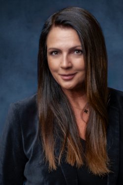 Claira Zambon Versland profile photo