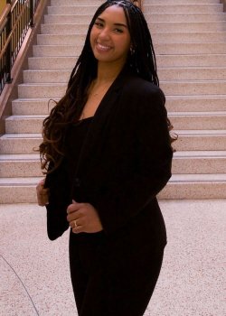 Miriella Gonzalez-Ullon profile photo