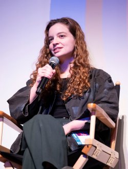 Chloe Sarbib profile photo