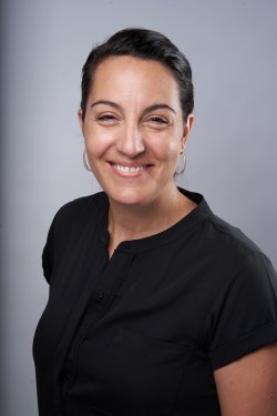 Photo of Mona Ressaissi