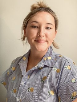 Headshot of Julia Stratton