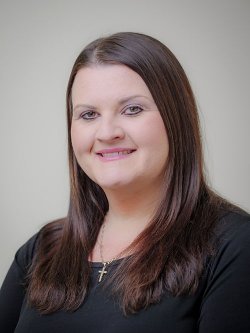 Headshot of Jeanine Stroh.