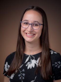 Joanne Powser Headshot