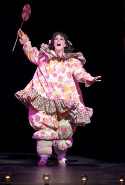Production photo of Side Show