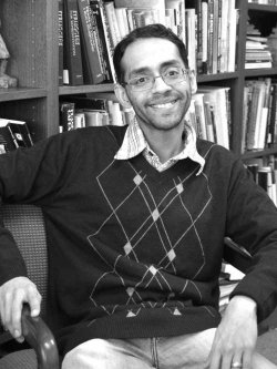 Professor Sen's headshot