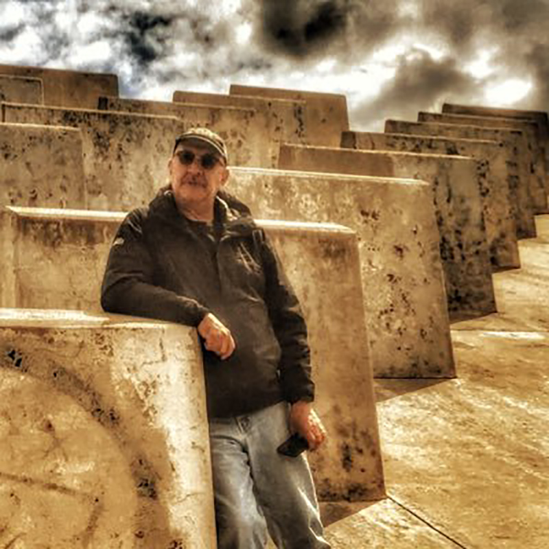Profile Photo of Michael Slovis.