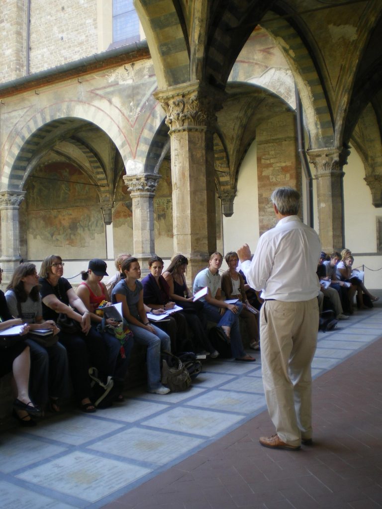 Art history lecutre in church